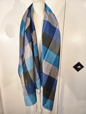 Silk 100% Silk BLUE OVERSIZED SCARF